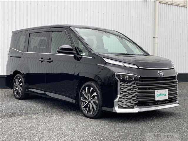 2022 Toyota Voxy