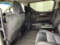2015 Toyota Alphard Hybrid