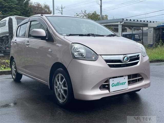 2013 Daihatsu Mira Es