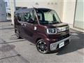 2015 Daihatsu WAKE