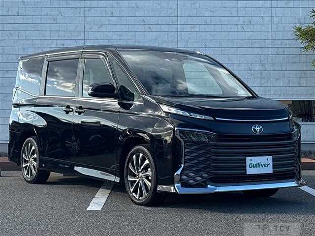 2023 Toyota Voxy