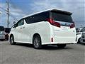 2022 Toyota Alphard Hybrid