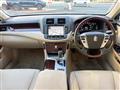 2011 Toyota Crown Royal Series
