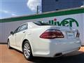 2011 Toyota Crown Royal Series