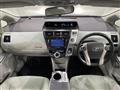 2011 Toyota PRIUS α