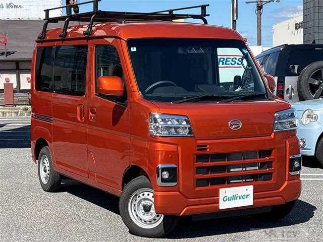 2025 Daihatsu Hijet Cargo