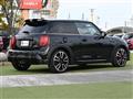 2021 BMW MINI