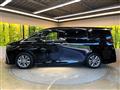 2024 Toyota Alphard Hybrid