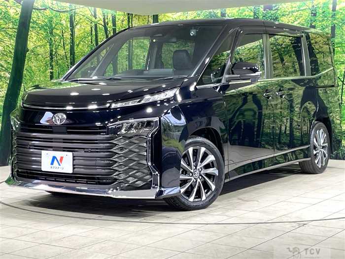 2022 Toyota Voxy