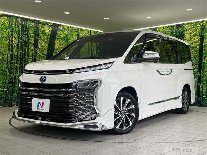 2022 Toyota Voxy