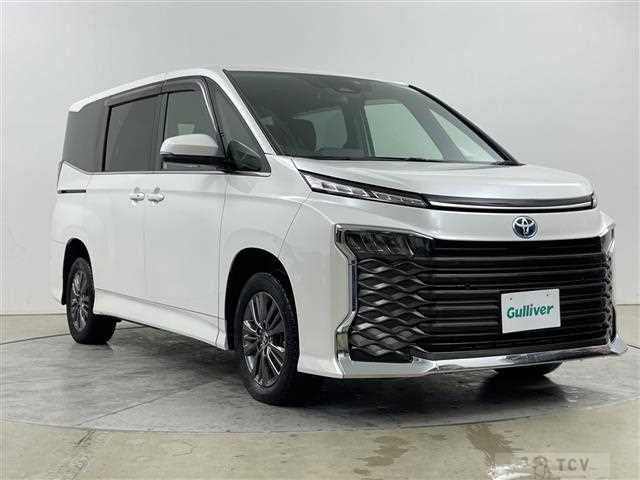 2022 Toyota Voxy