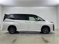 2022 Toyota Voxy