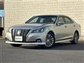 2015 Toyota Crown Hybrid