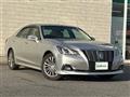 2015 Toyota Crown Hybrid