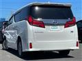 2022 Toyota Alphard Hybrid