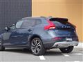 2017 Volvo V40