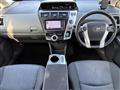 2012 Toyota PRIUS α