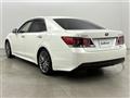 2015 Toyota Crown Hybrid