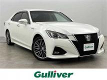 2015 Toyota Crown Hybrid