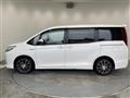 2014 Toyota Noah