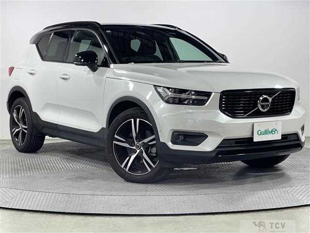 2021 Volvo XC40
