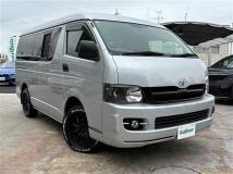 2006 Toyota Hiace