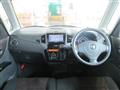 2012 Nissan ROOX