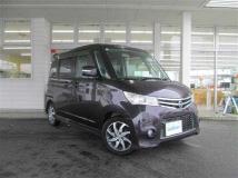 2012 Nissan ROOX