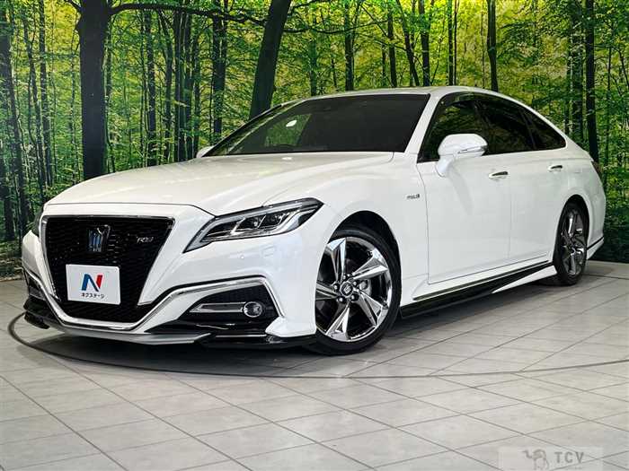 2018 Toyota Crown Hybrid