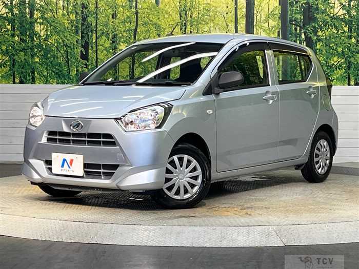 2022 Daihatsu Mira Es