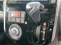 2013 Daihatsu Tanto