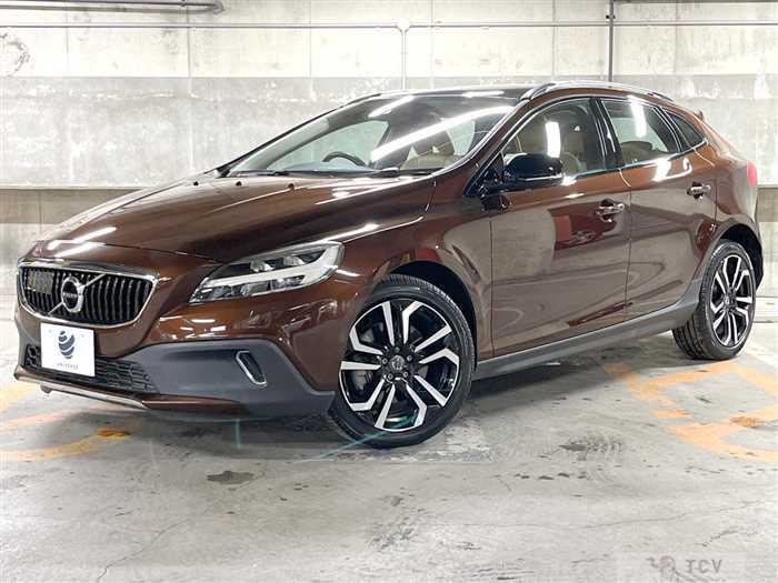 2019 Volvo V40