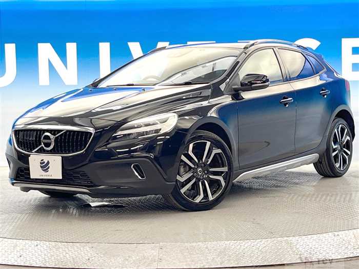 2020 Volvo V40