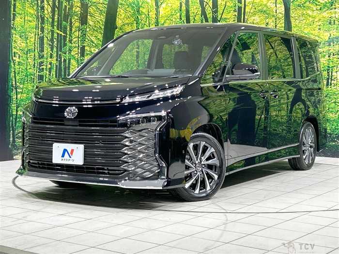 2025 Toyota Voxy