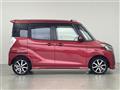 2017 Nissan DAYZ ROOX