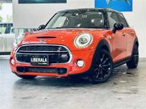 2019 BMW MINI