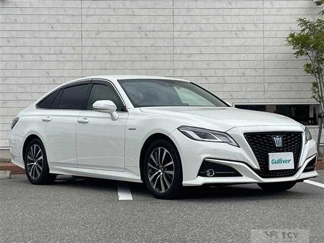 2018 Toyota Crown Hybrid