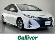 2019 Toyota Prius PHV
