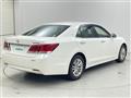 2013 Toyota Crown Royal Series