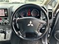 2009 Mitsubishi Delica D5