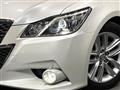 2013 Toyota Crown Hybrid