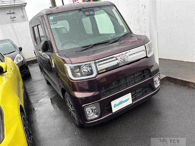 2020 Toyota PIXIS MEGA