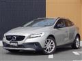 2017 Volvo V40
