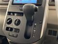 2016 Daihatsu Tanto