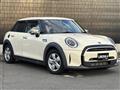 2022 BMW MINI