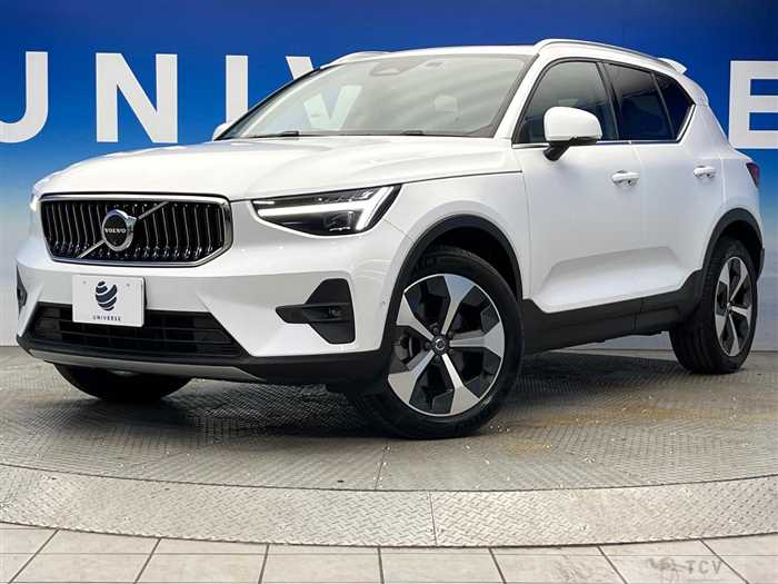 2023 Volvo XC40