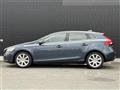 2017 Volvo V40