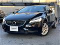 2017 Volvo V40