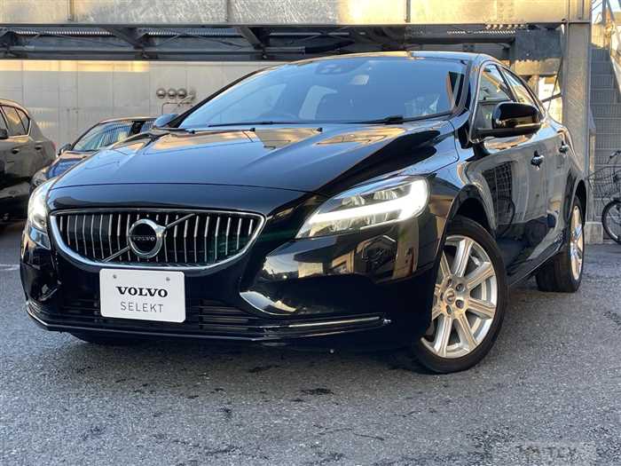 2017 Volvo V40