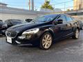 2017 Volvo V40